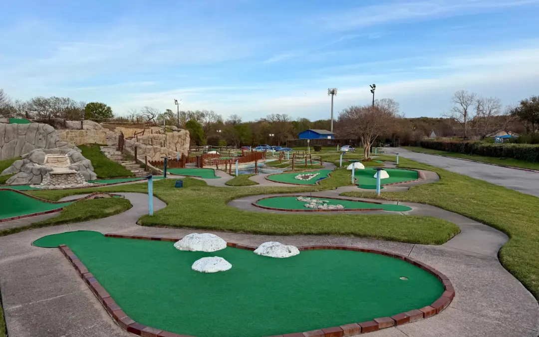 Where Can I Play Miniature Golf Near Dallas?